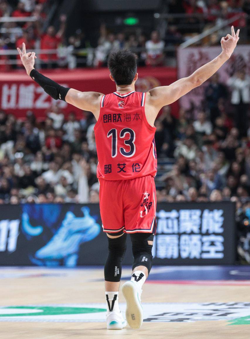 博鱼体育app-关于广东宏远队遭遇福建队，胜算差距不容小视的信息